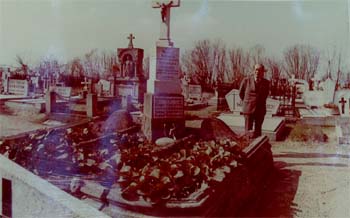  Nagrobek rodziny Schultzów na cmentarzu w Kołdrąbiu