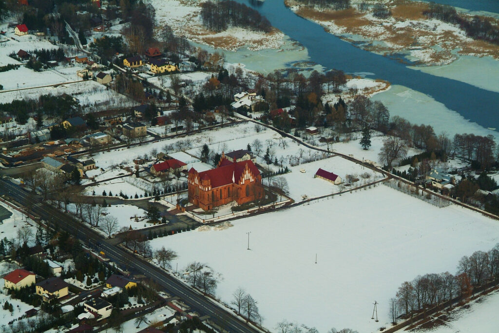 Kościół Parafialny pw. św. Tomasza Apostoła w Dzierżeninie
