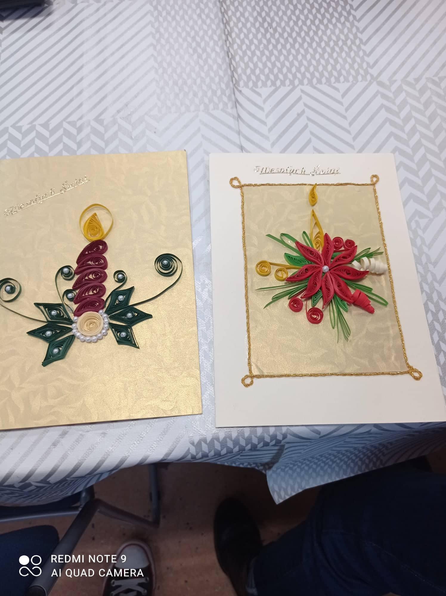 Kartki świąteczne własnoręcznie wykonane przez uczestników Klubu seniora