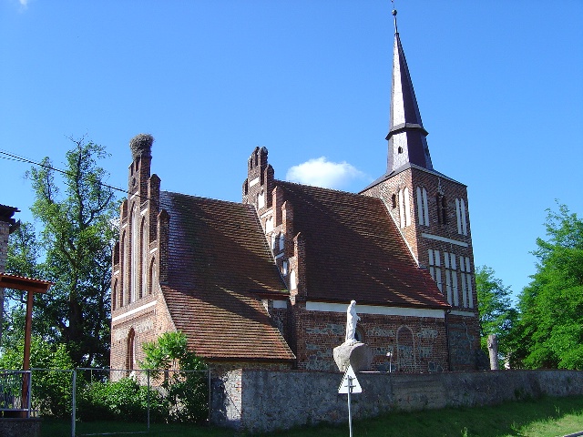 Kościół p.w. Jadwigi Śląskiej w Radoszynie