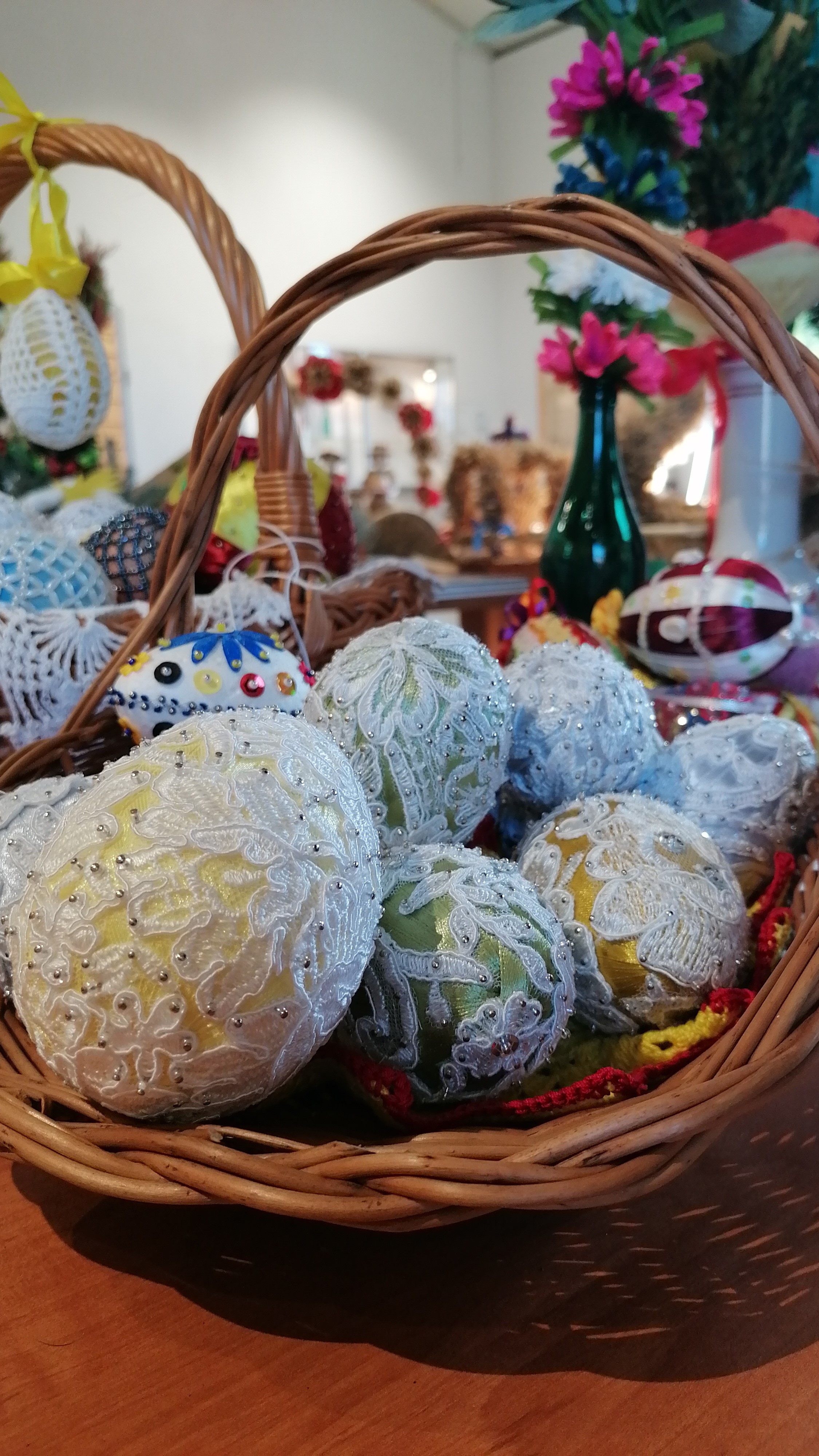 Wystawa pokonkursowa XXXI Konkursu Plastyki Obrzędowej w Rudnikach –zdobione jaja wielkanocne