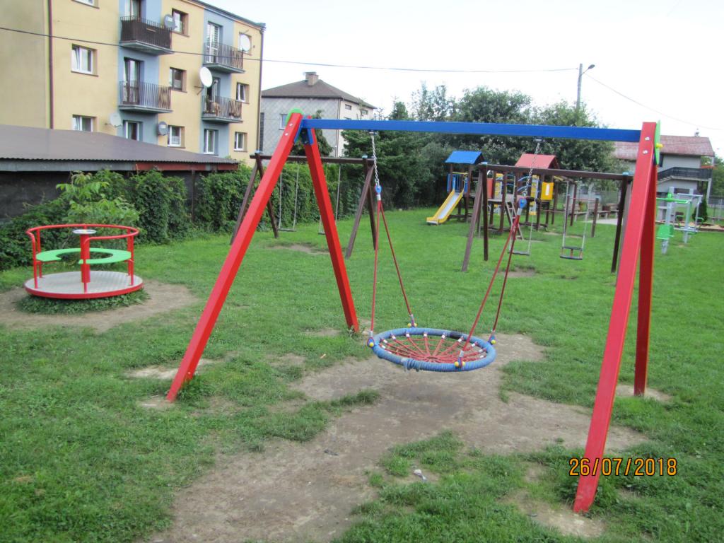 Plac zabaw w Rybarzowicach