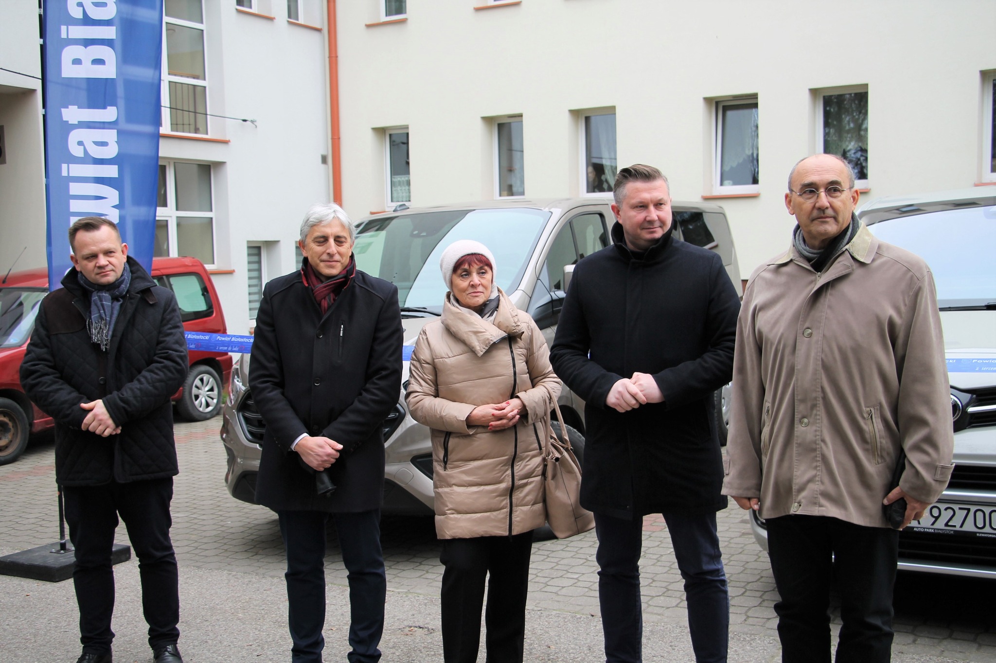 Oficjalne przekazanie aut DPSom w Choroszczy i w Uhowie

