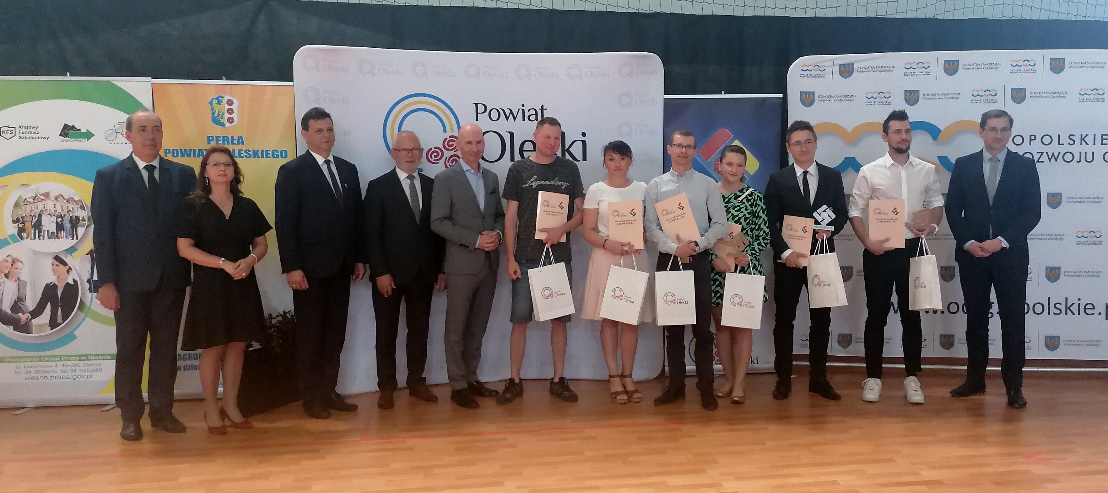 Przedsiębiorcy nagrodzeni i wyróżnieni w konkursie na najlepszy Start-Up Powiatu Oleskiego