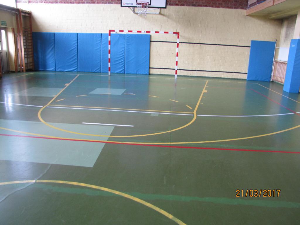 Sala gimnastyczna przed realizacją inwestycji, widok podłogi