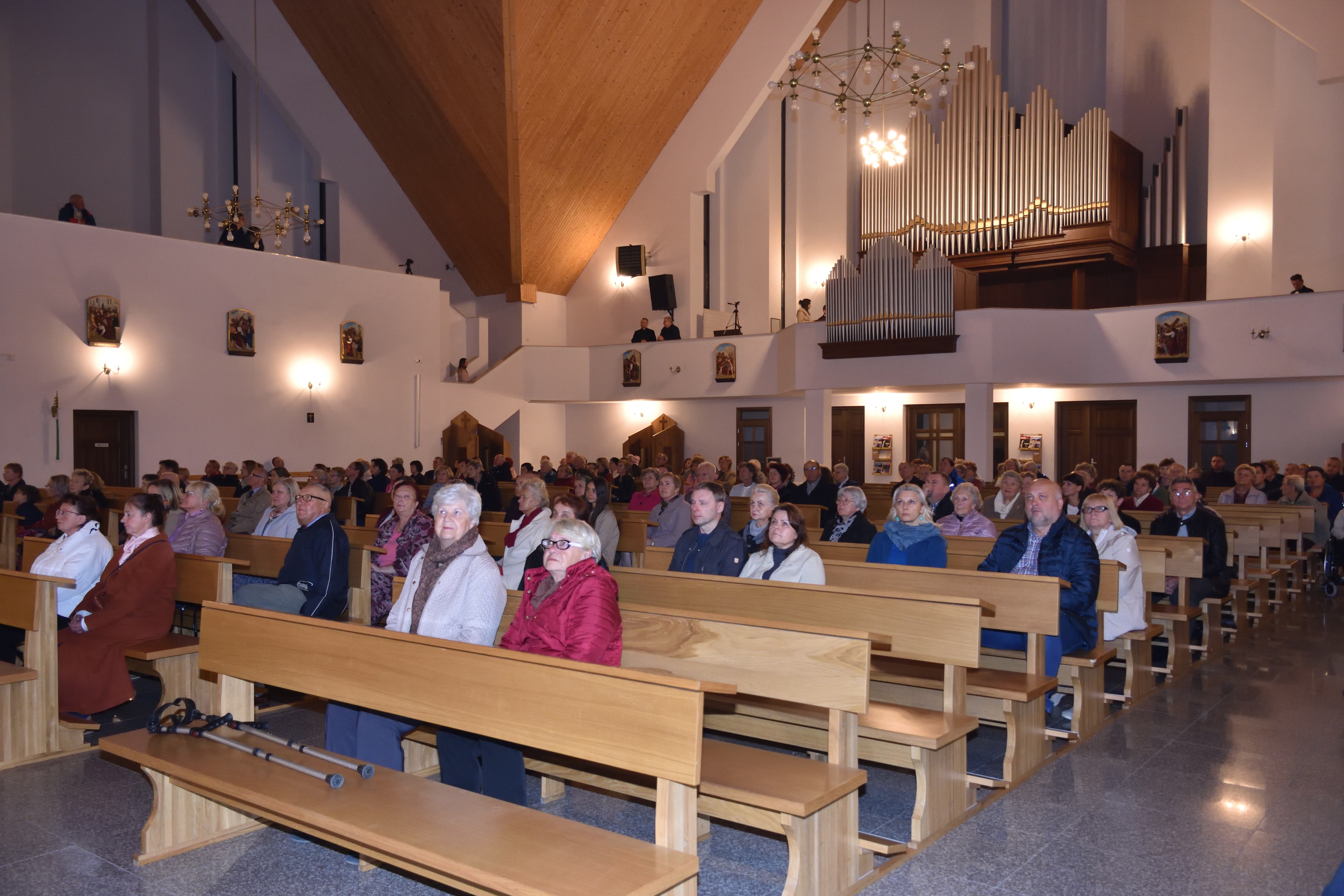 Koncert organowy w kościele pw. Matki Bożej Bolesnej w Kraśniku