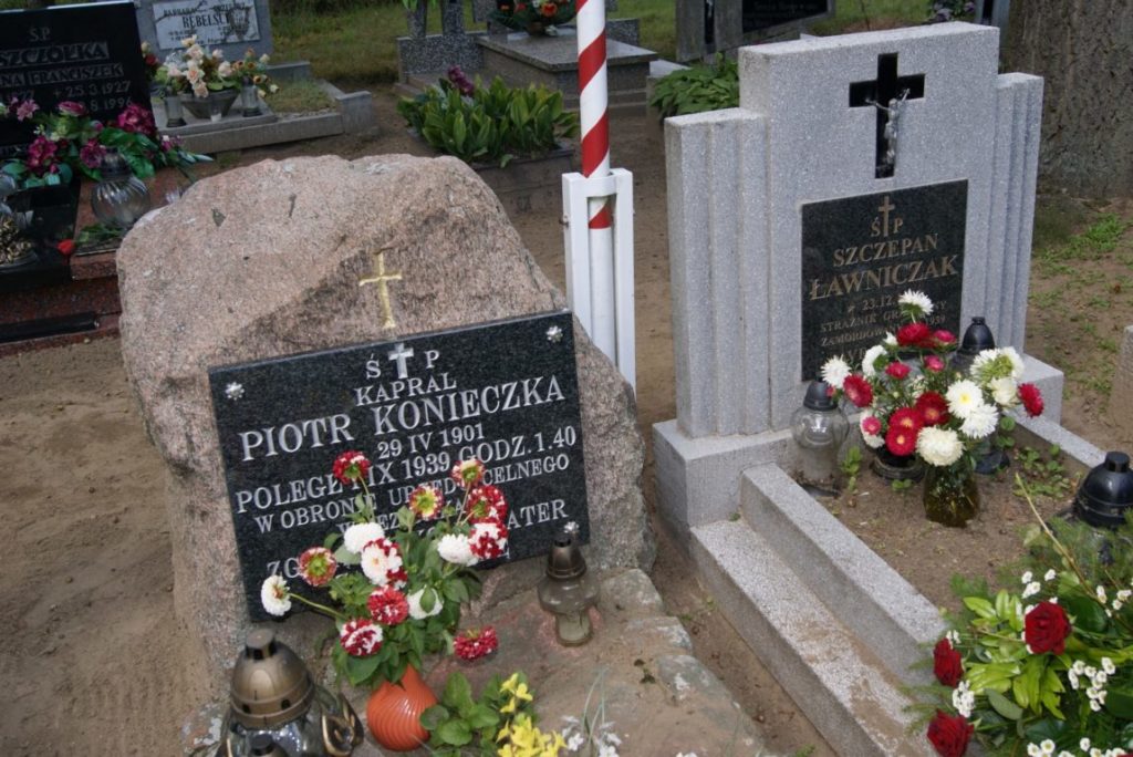 Groby pierwszych ofiar II wojny światowej Piotra Konieczki i Szczepana Ławniczaka