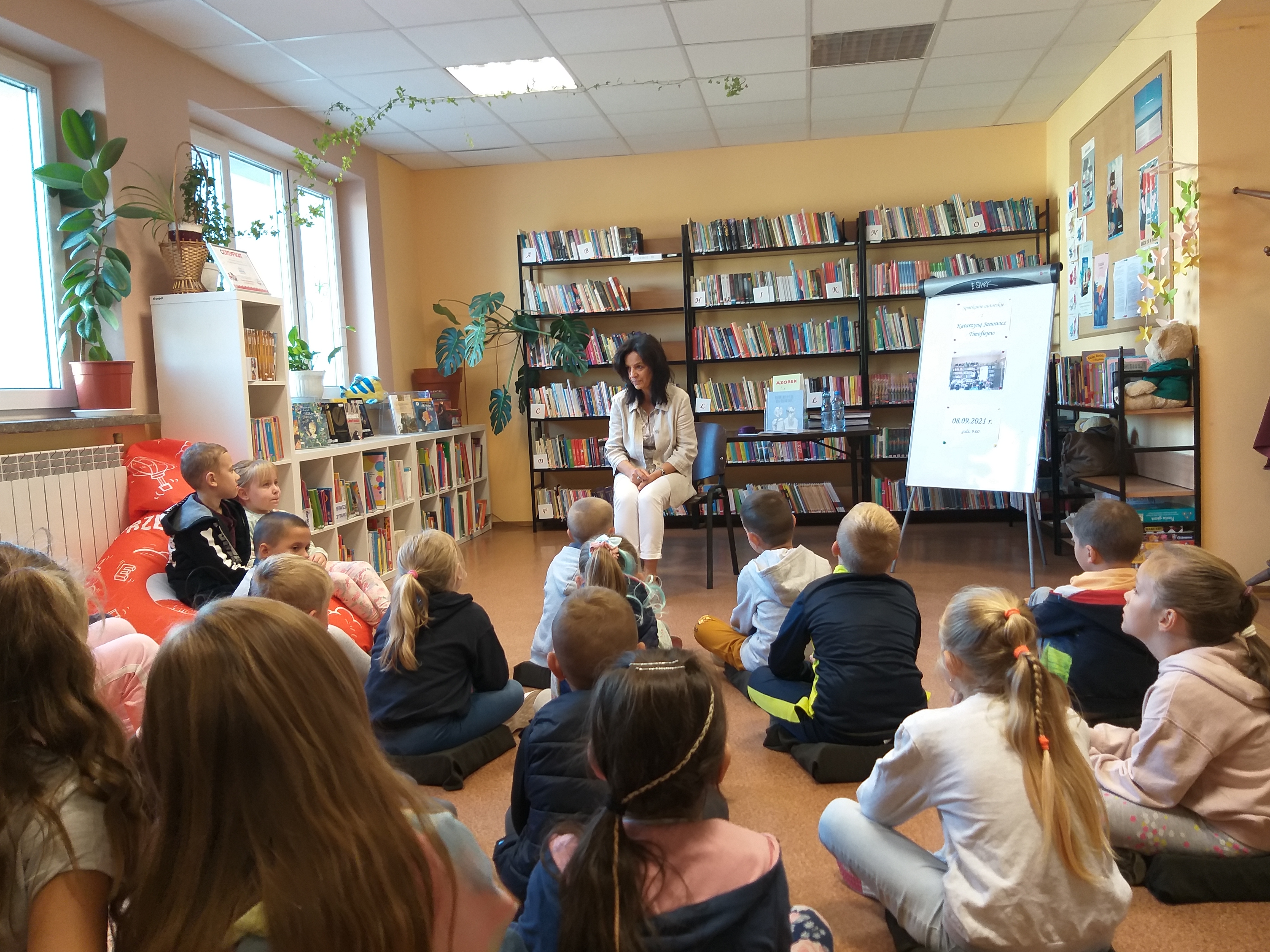 spotkanie młodych czytelników z Katarzyną Janowicz – Timofiejew