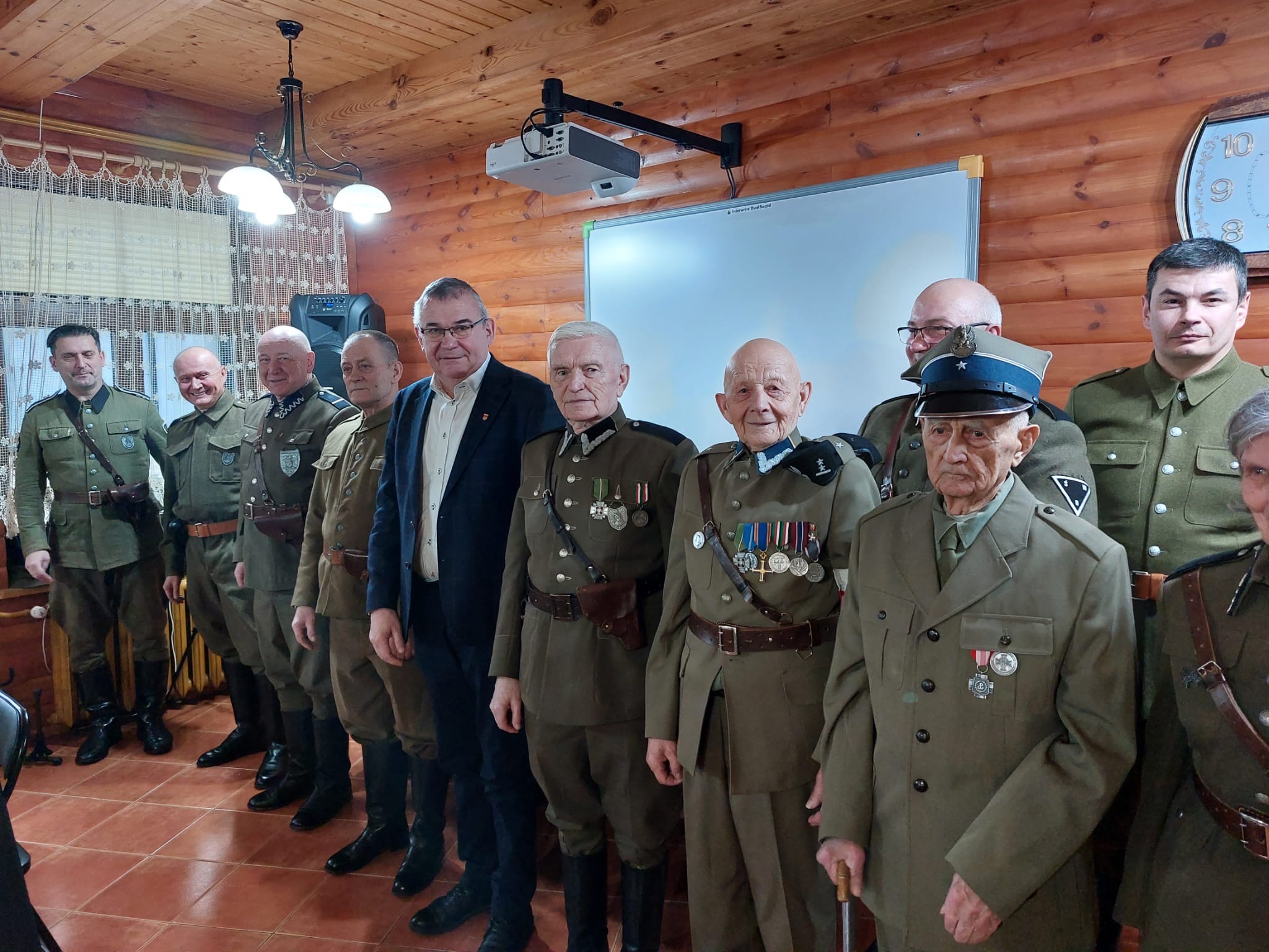 Wójt Gminy Brańsk wraz z członkami Związku Żołnierzy Narodowych Sił Zbrojnych