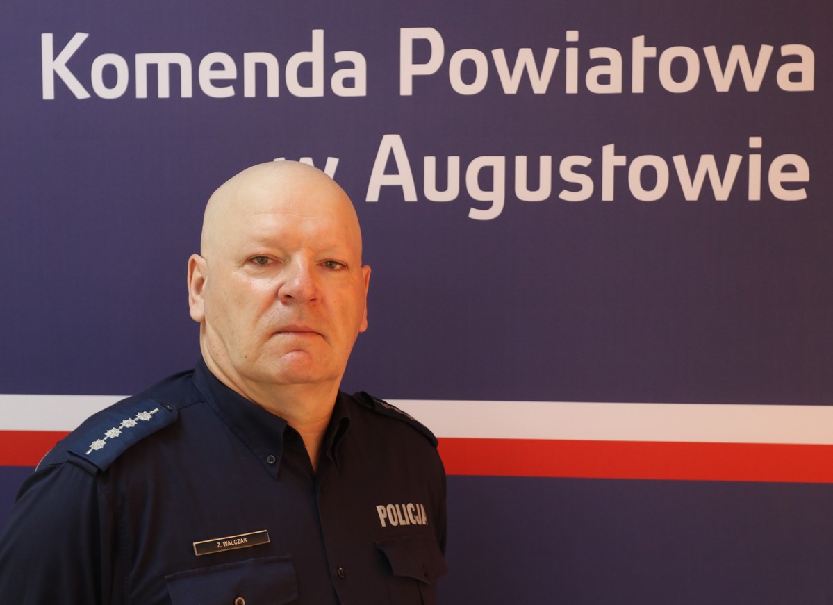 starszy dzielnicowy – asp. szt. Zdzisław Walczak