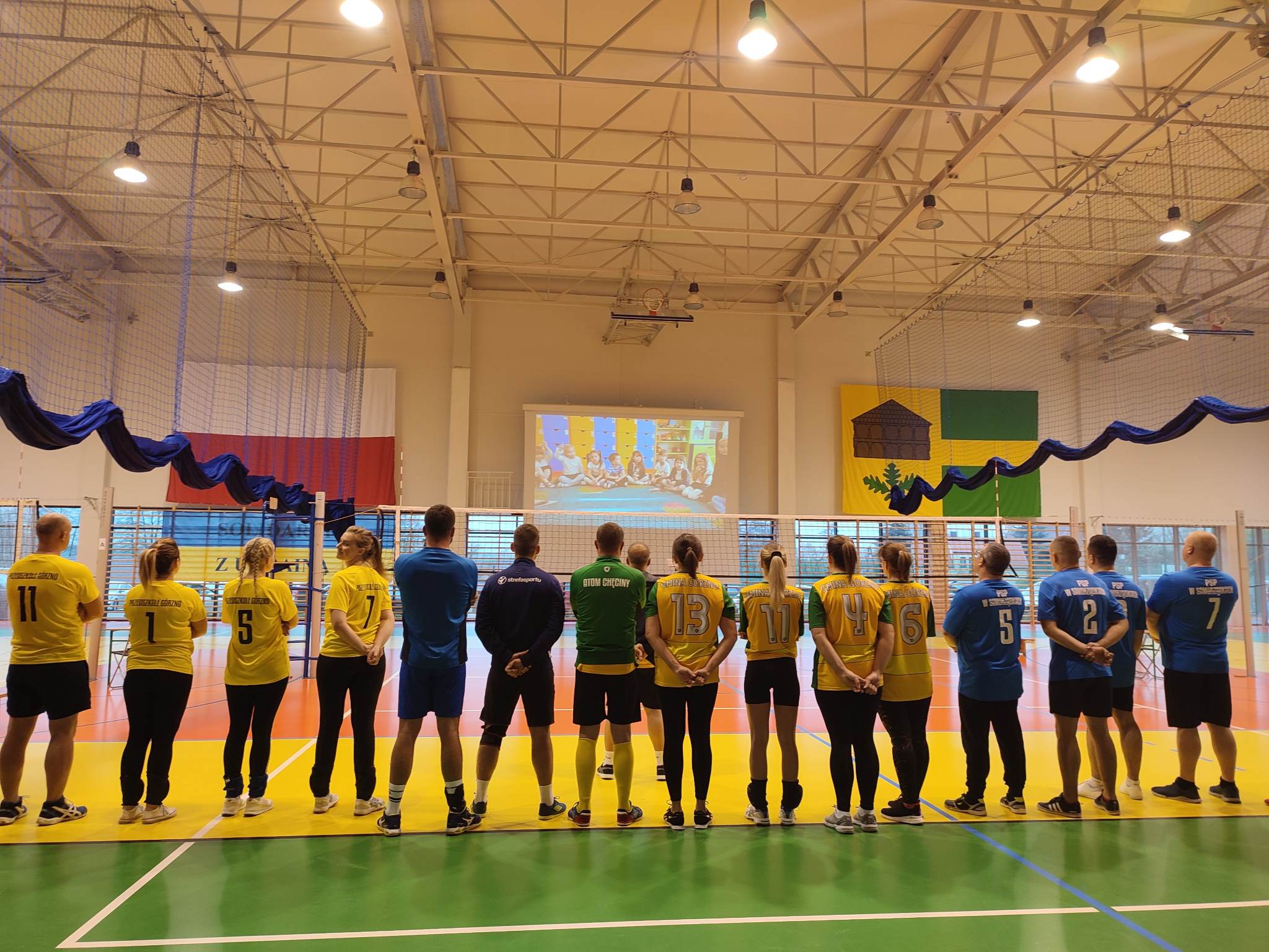Drużyny biorące udział w rozgrywkach w Turnieju Piłki Siatkowej