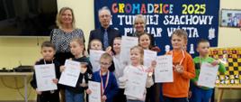 III TURNIEJ SZACHOWY O PUCHAR WÓJTA GMINY BODZECHÓW
w GROMADZICACH
