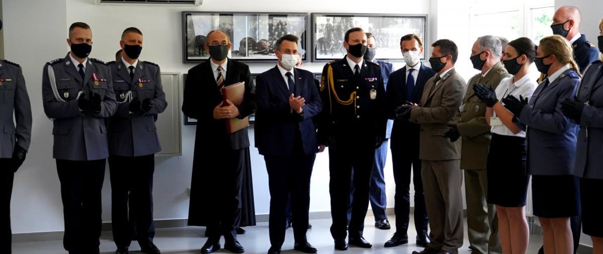 Obchody święta Policji - uroczysta zbiórka w KMP w Białymstoku

