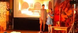 Scena z przedstawienia p.t. "Staś i Nel" Katolickiego Teatru Edukacji w Krakowie.