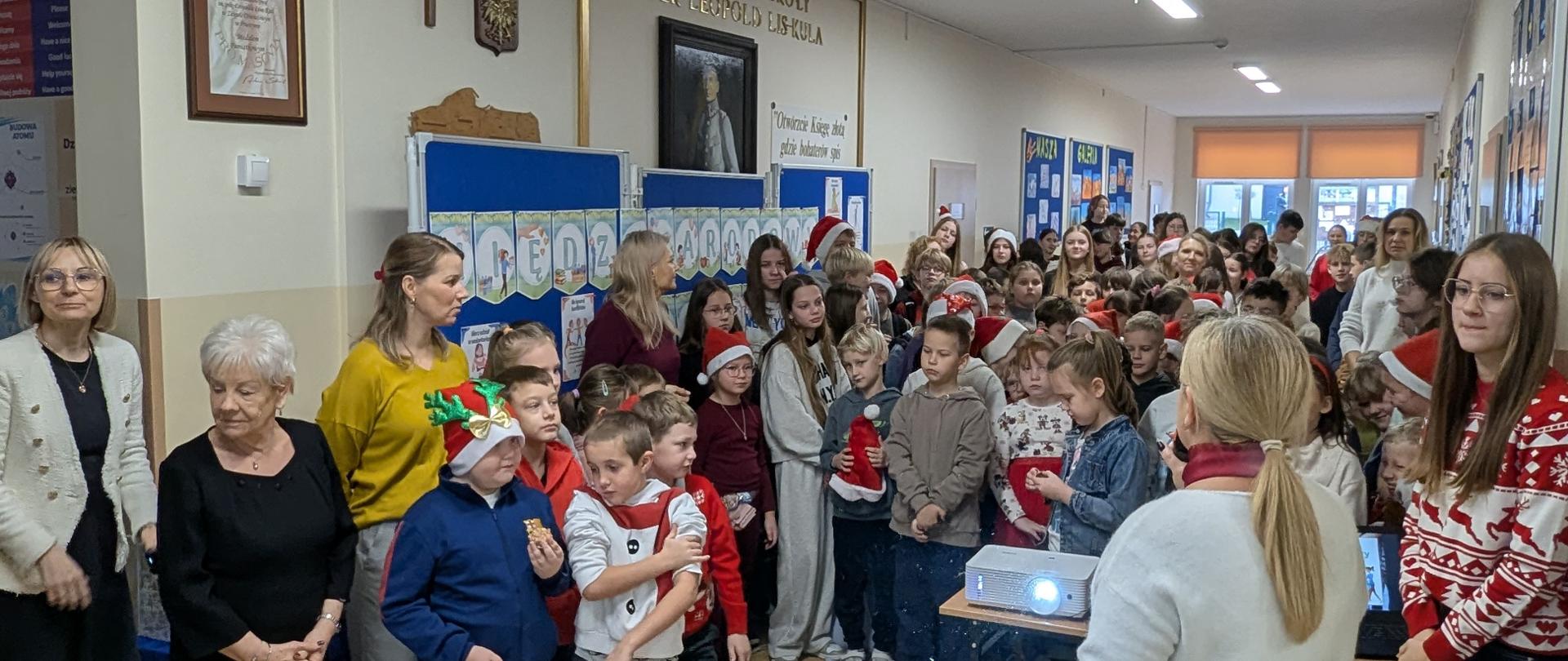 Międzynarodowy Dzień Wolontariusza w Szkole Podstawowej w Pruszynie