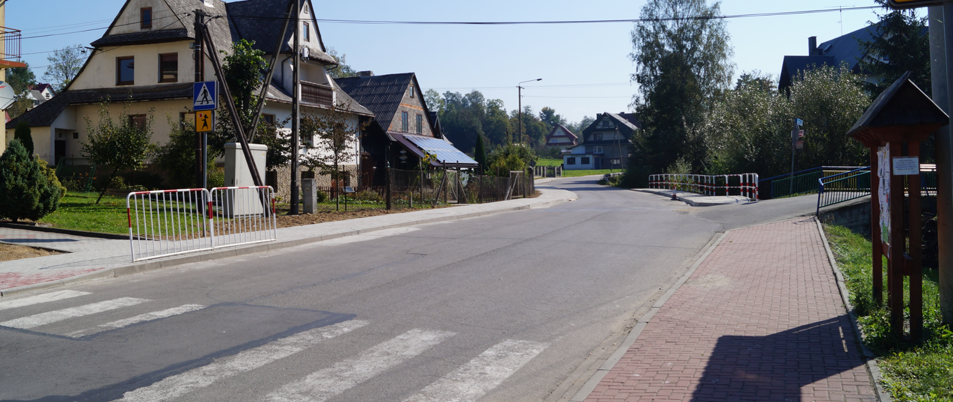  Przebudowa drogi gminnej w istniejącym pasie drogowym w miejscowości Rokiciny Podhalańskie. 