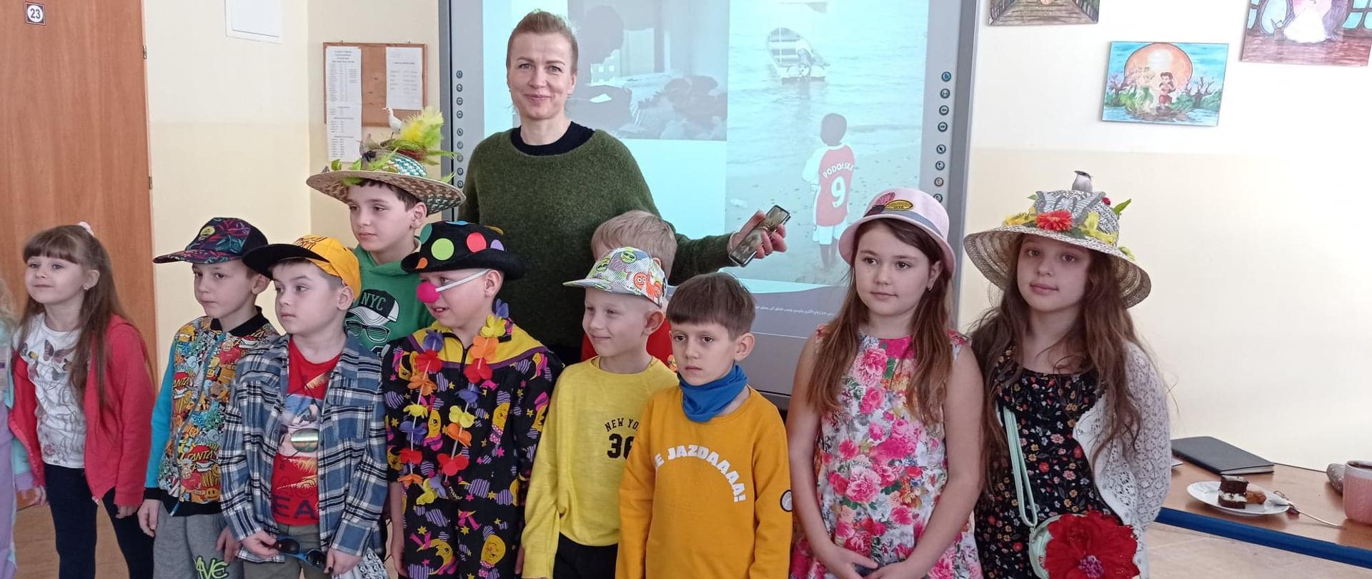 Podróż do przeszłości uczniów ZSP w Sarnówku z doktor archeologii Panią Agnieszką Bystroń…