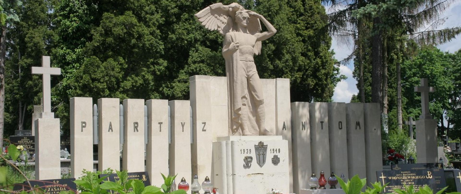 Uroczystość upamiętnienia 77 rocznicy akcji oddziału AK pod dowództwem Antoniego Hedy „Szarego”