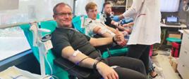 Akcję zorganizował m.in. Szkolny Klub Honorowych Dawców Krwi "Zakrwiści" pod wodzą Bogusława Brykały