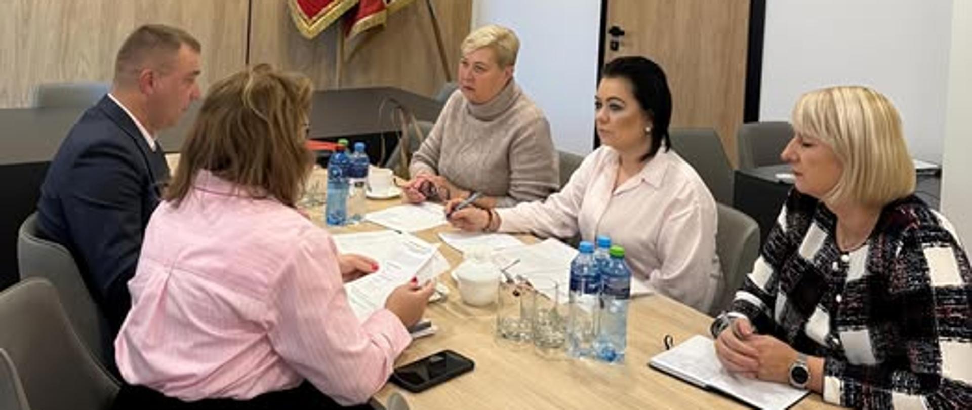 Spotkanie Zespołu ds. opracowania Strategii Rozwiązywania Problemów Społecznych w Powiecie Świebodzińskim