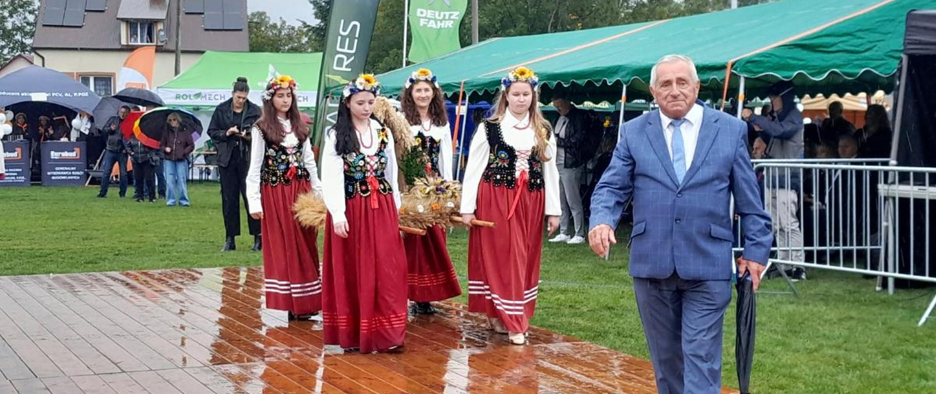 Dożynki Powiatowo-Gminne w Świętem w gminie Radymno