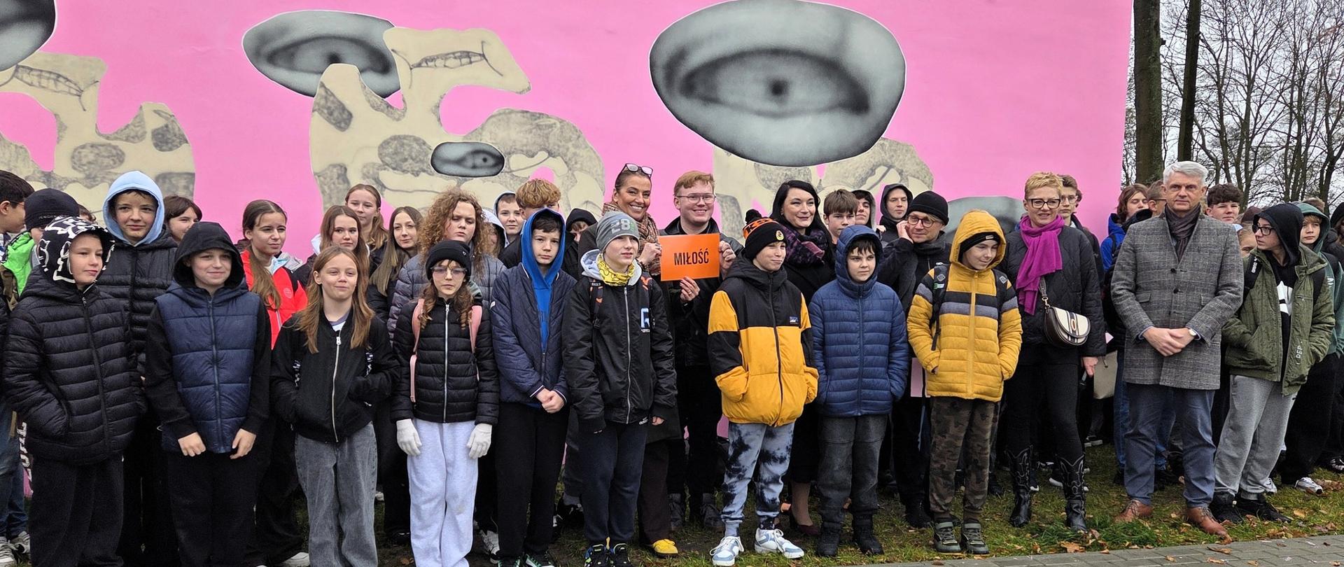 Futurystyczne „oko” na Powiatowy Stadion Międzyszkolny!