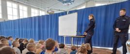 Bezpiecznie podczas ferii zimowych - spotkanie z policjantami.