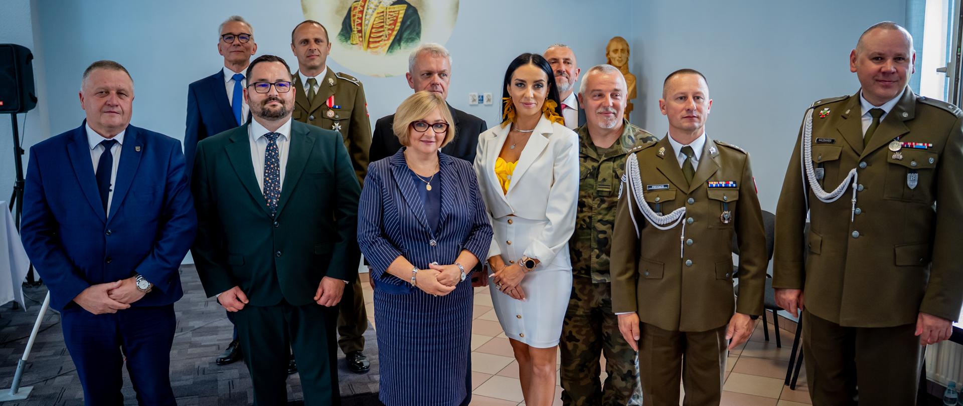 uroczyste podpisanie umowy ZSZ