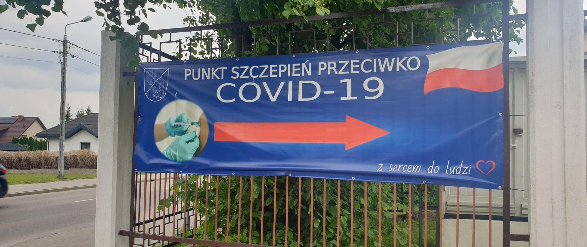 baner przed wejściem do punktu w Choroszczy