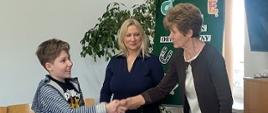 Moment wręczenia nagród - dla zdobywcy II miejsca