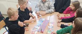 Gry stolikowe - Dixit w klasach IV-VI