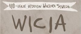 Pod informacją o wydarzeniu widać postać chłopca - jego głowa wygląda za krawędzi plakatu. 