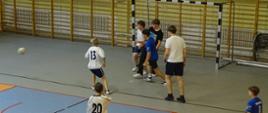 Zawodnicy w trakcie gry