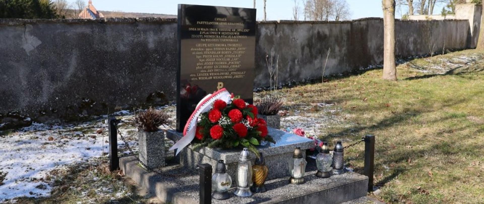 pamiętamy o rozstrzelanych kolejarzach z Sędziszowa