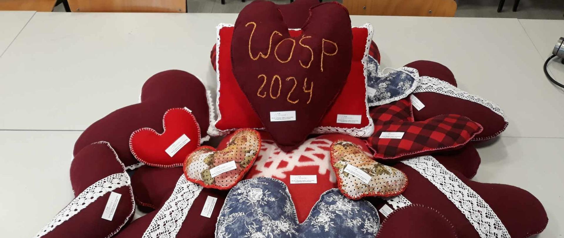 Pluszowe serca na aukcję WOŚP