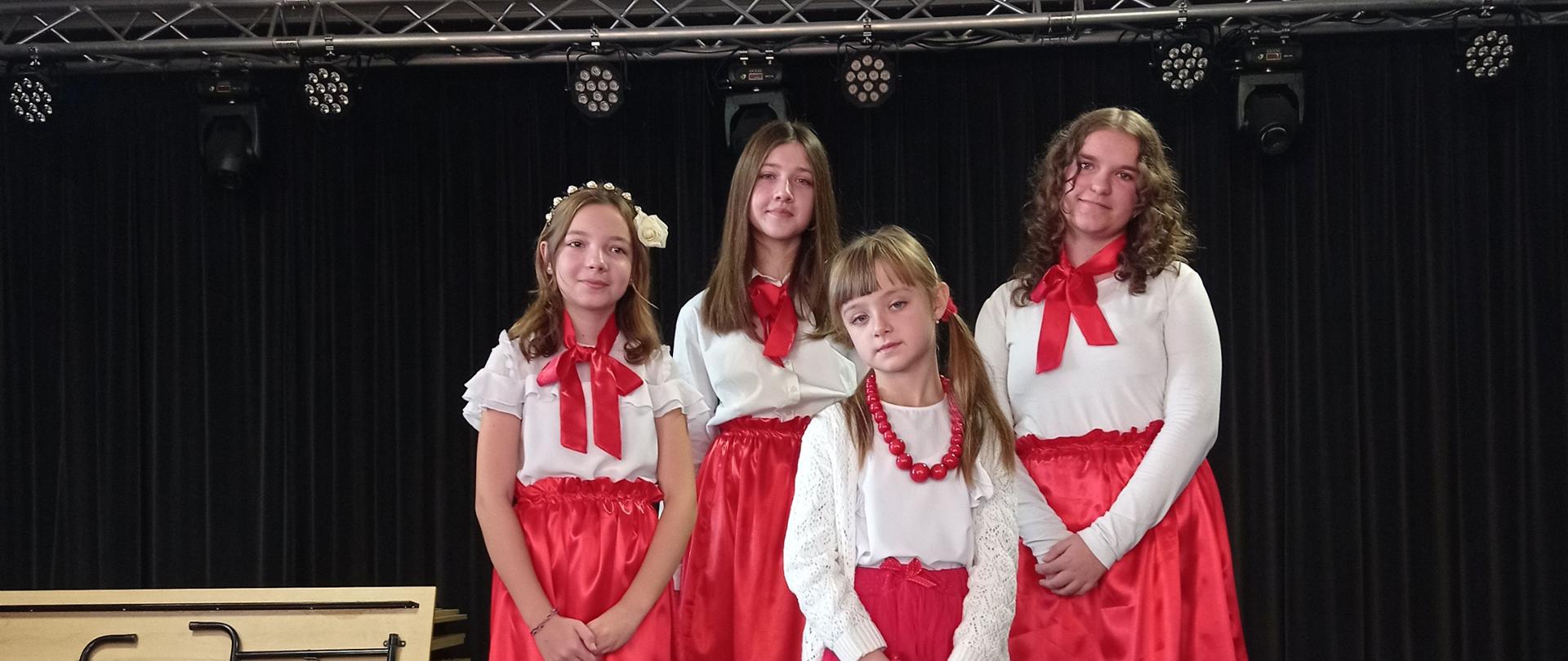 Nasze_uczennice_podczas_przesłuchań