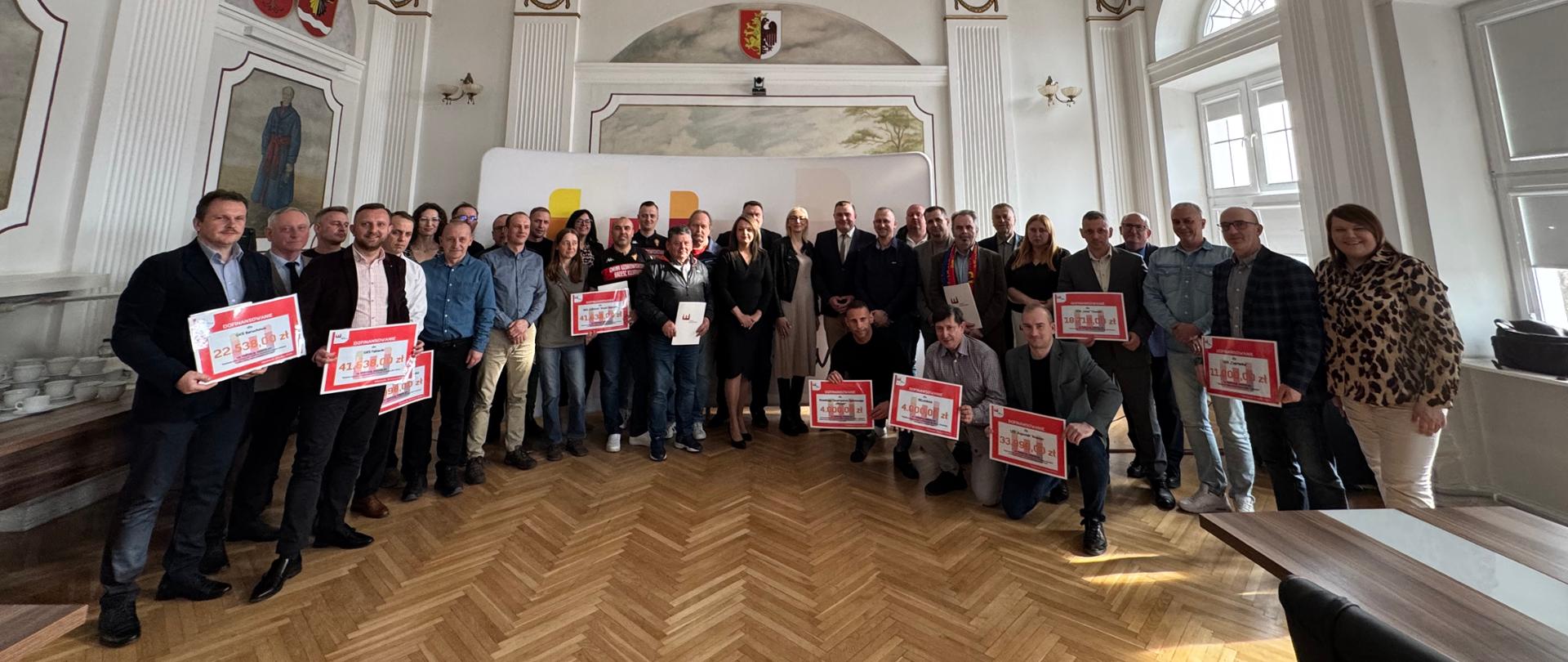 Wręczenie umów na dofinansowanie zadań z zakresu upowszechniania kultury fizycznej w 2026 roku.