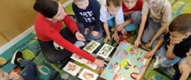 Dzieci w trakcie zajęć angielskiego