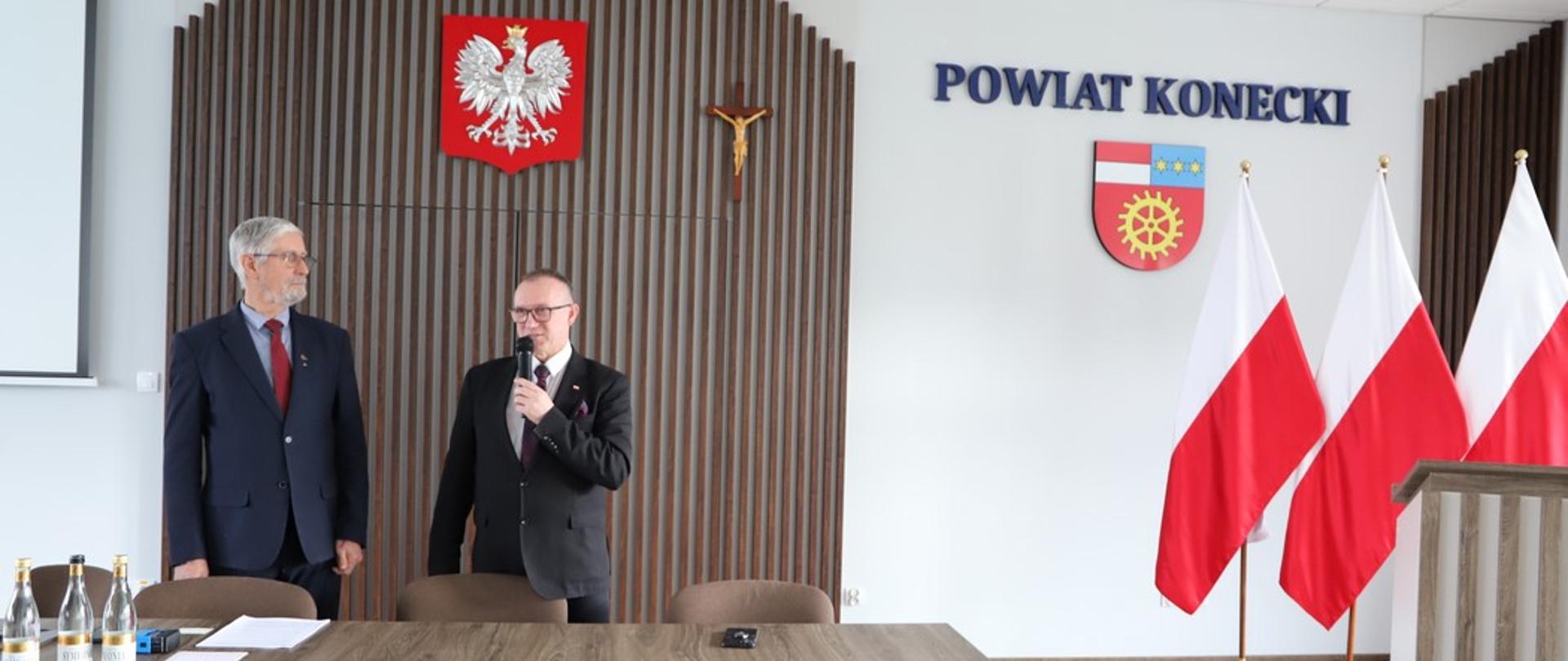 O nowym roku szkolnym arkuszach i projektach