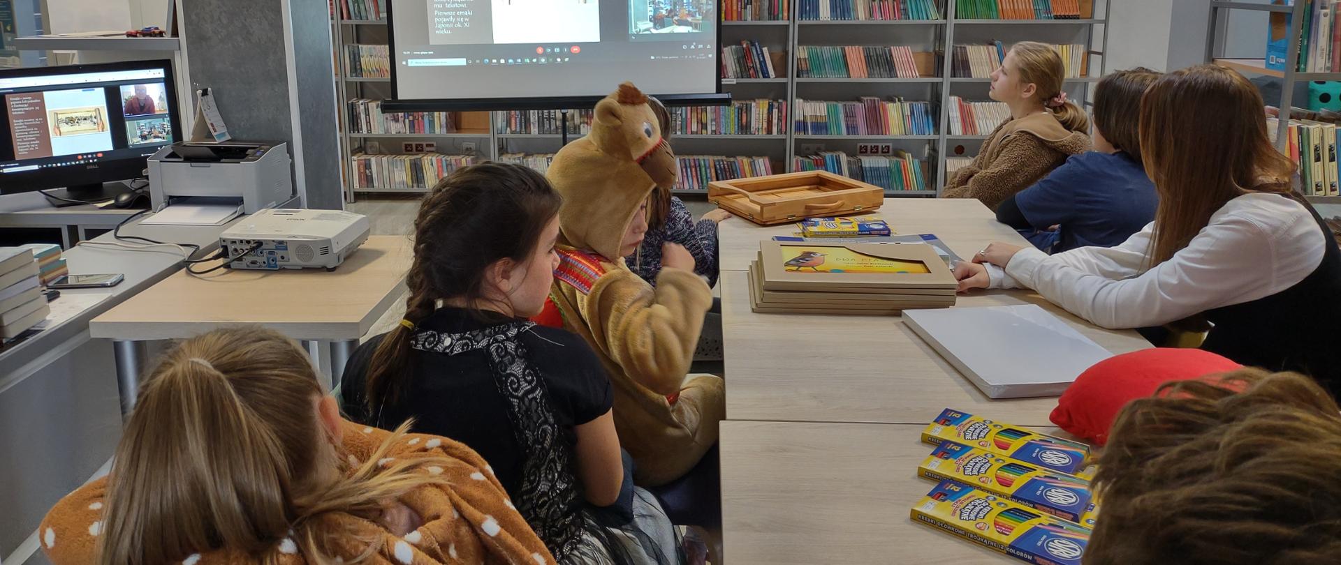 działania GBP w Poświętnem w ramach projektu „Z książką w teatr” 