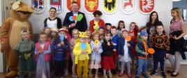 Dzieci z Przedszkola Wesołe Robaczki z wizytą w starostwie