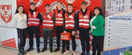 Uczniowie i opiekunowie naszej reprezentacji podczas mistrzostw