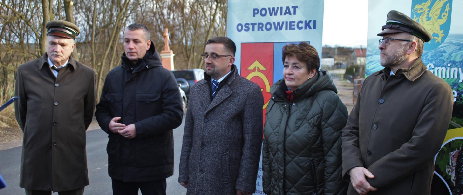 Mieszkańcy Wólki Pętkowskiej jeżdżą już wyremontowaną drogą powiatową