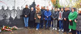 Ulica Romualda Traugutta w Ostrowcu Świętokrzyskim zyskała wyjątkowy mural poświęcony Powstańcom Styczniowym 