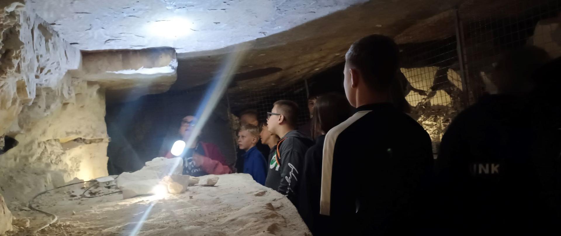 Wycieczka do Muzeum Historyczno - Archeologicznego na Krzemionkach