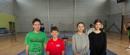 Szkolna reprezentacja w powiatowym turnieju tenisa stołowego 