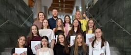 Na zdjęciach widać stypendystów z HDK.