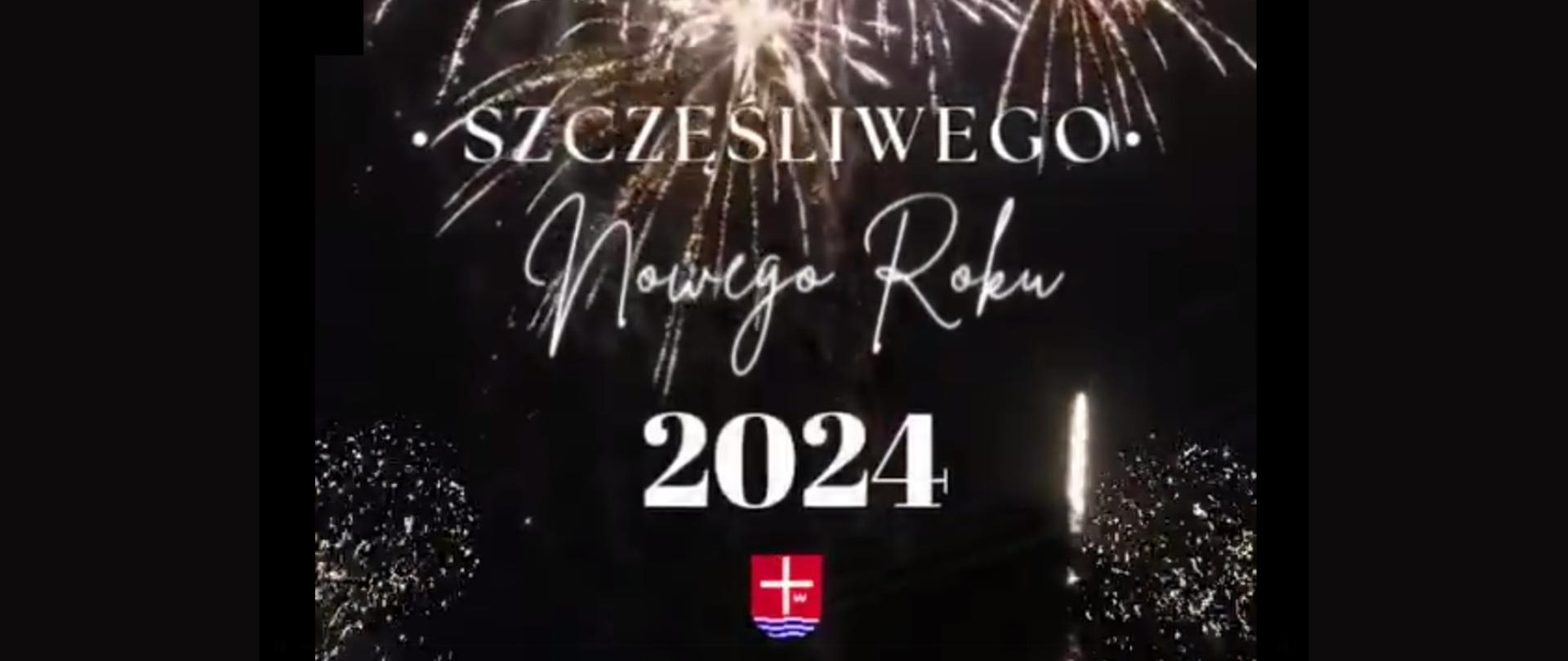 Biały napis "Szczęśliwego Nowego Roku 2024" z herbem powiatu na czarnym tle z rozbłyskami fajerwerków.
