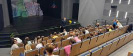 Bezpłatna wycieczka do teatru w ramach projektu "Super Szkoły w gminie Radoszyce"