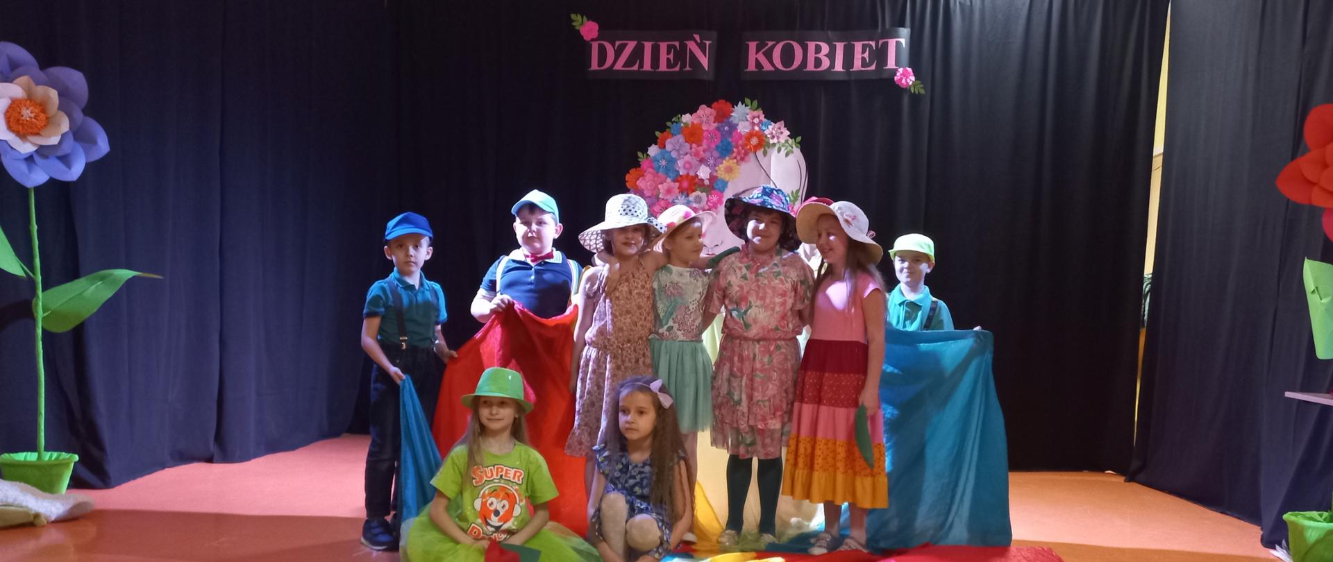 Dzień Kobiet w Publicznej Szkole Podstawowej w Chmielowie